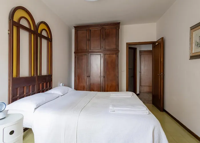 Boutique Ca Tulles 托里德尔贝纳科